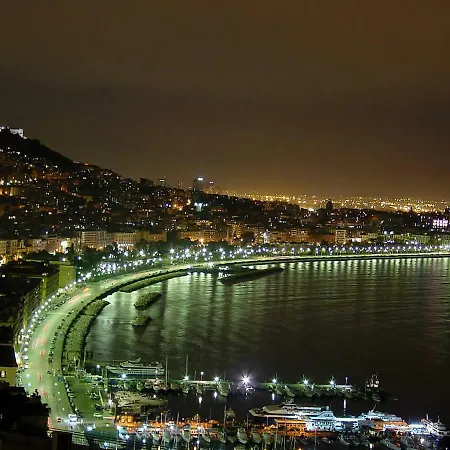 Tatil Evi Plebiscito Street Napoli